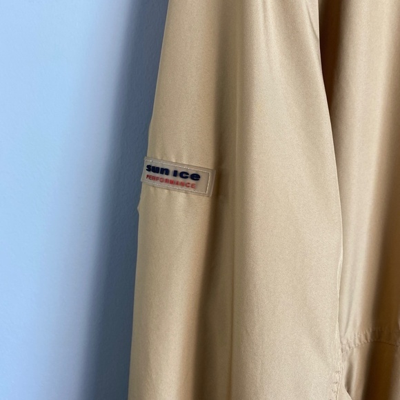 Sunice Men's Yellowish-Tan Mesh Lined Golf Windbreaker Pullover Jacket Medium - Picture 4 of 16